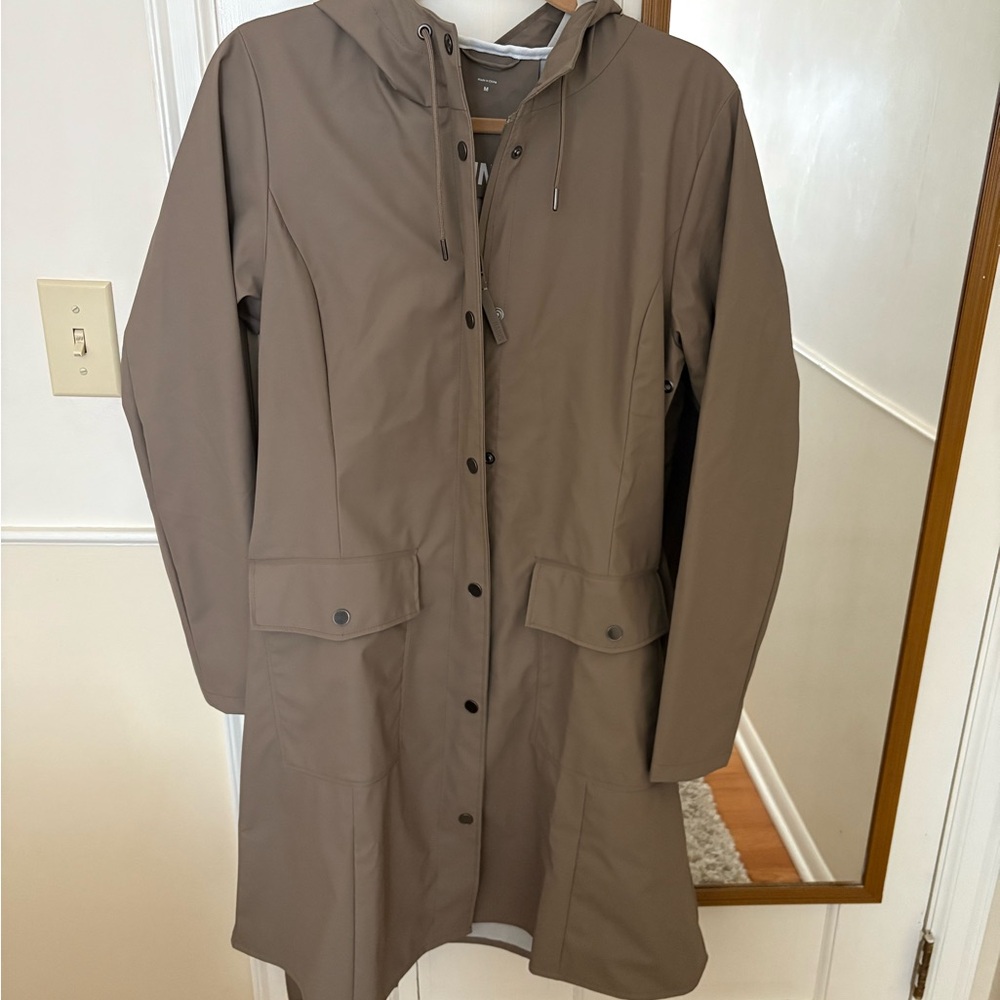 Rains Curve Rain Jacket - size M - like new